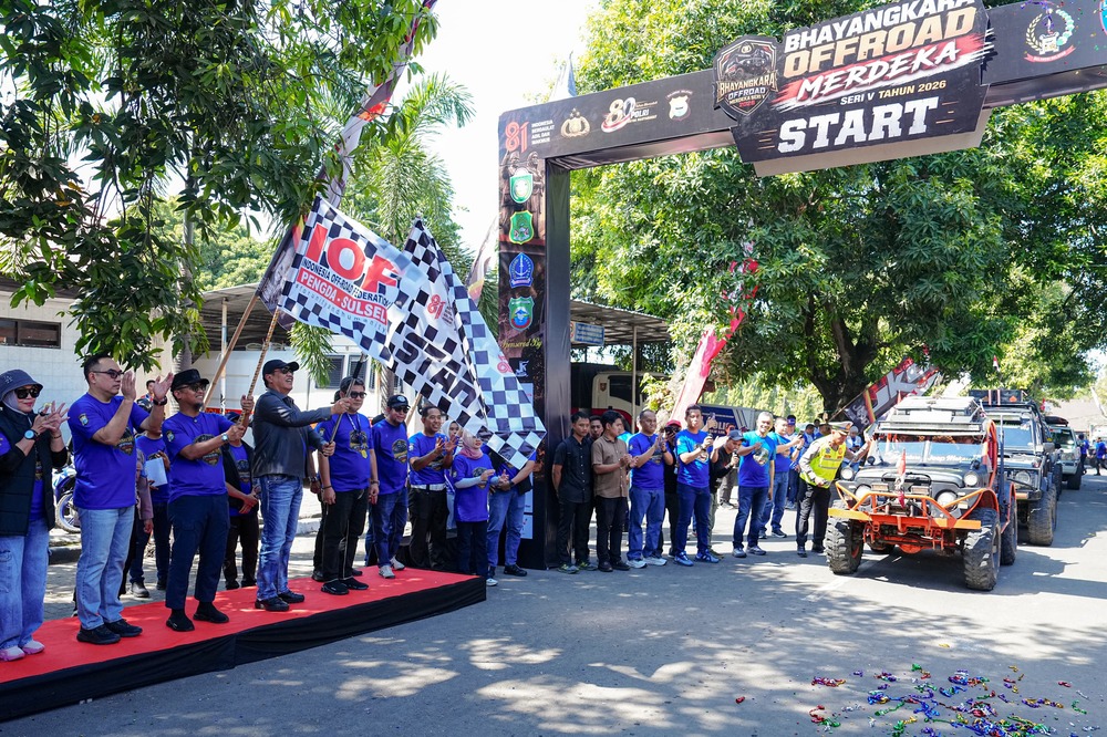 Gubernur Andi Sudirman Lepas 500 Peserta Bhayangkara Off-Road Merdeka Seri V 2026